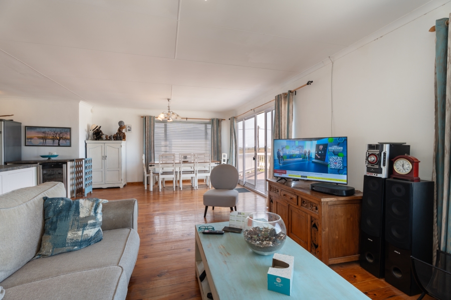 4 Bedroom Property for Sale in Bettys Bay Western Cape